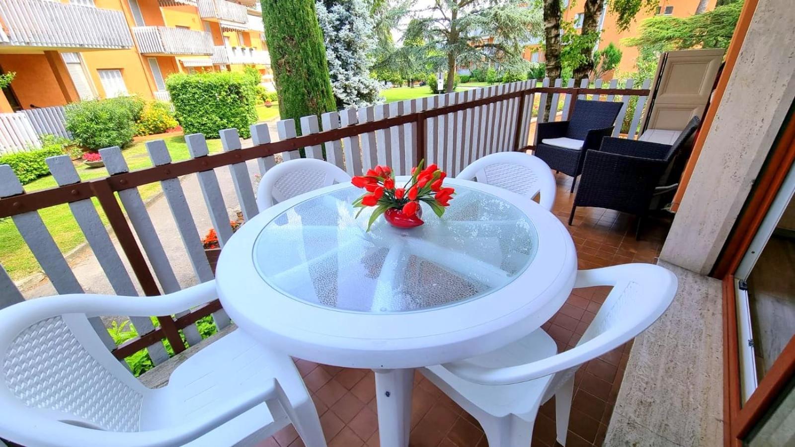 Appartamento Peschiera Peschiera del Garda Exterior photo
